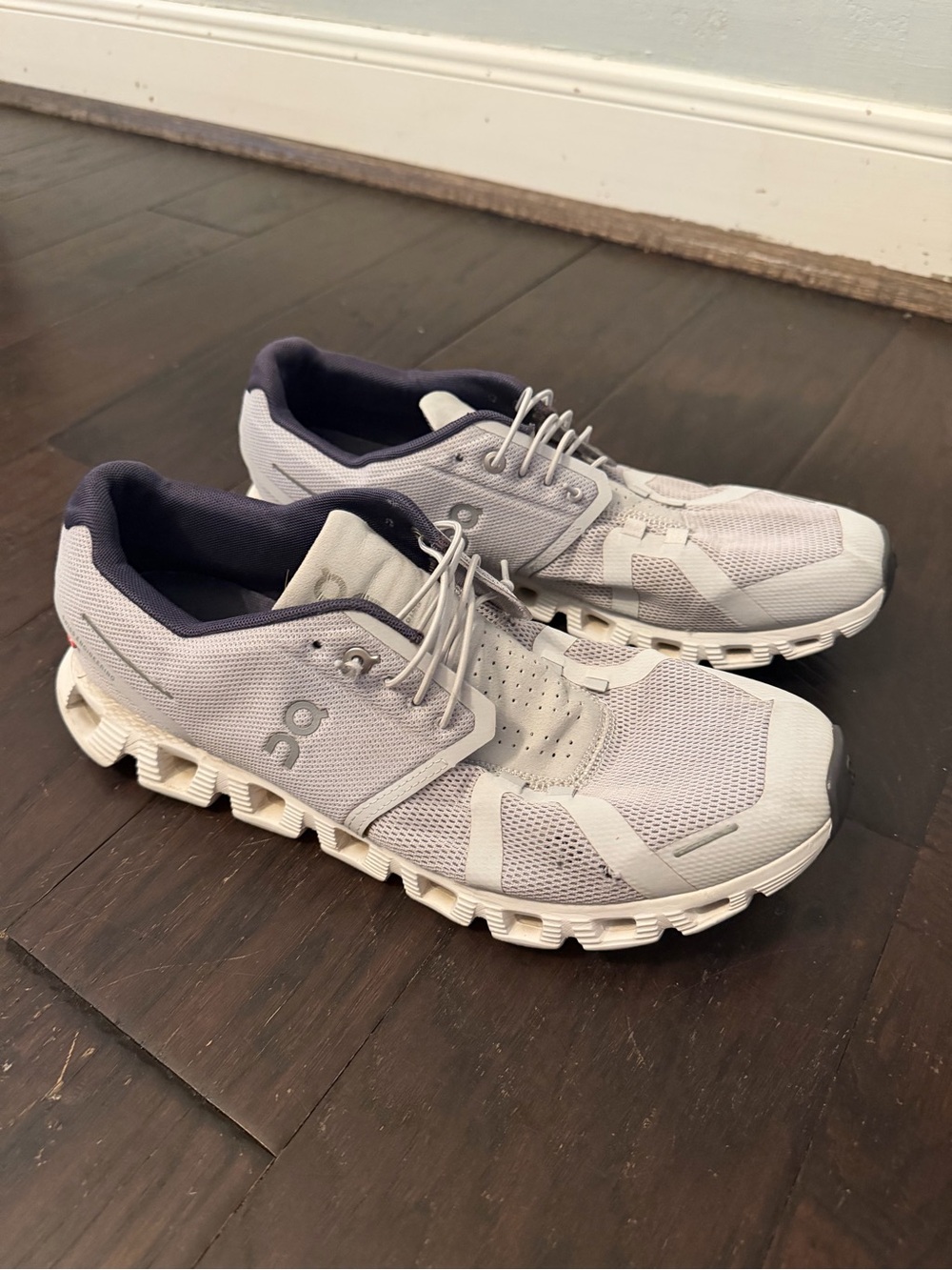 On Cloud 5 Men’s Glacier White Running Sneakers Size 11.5